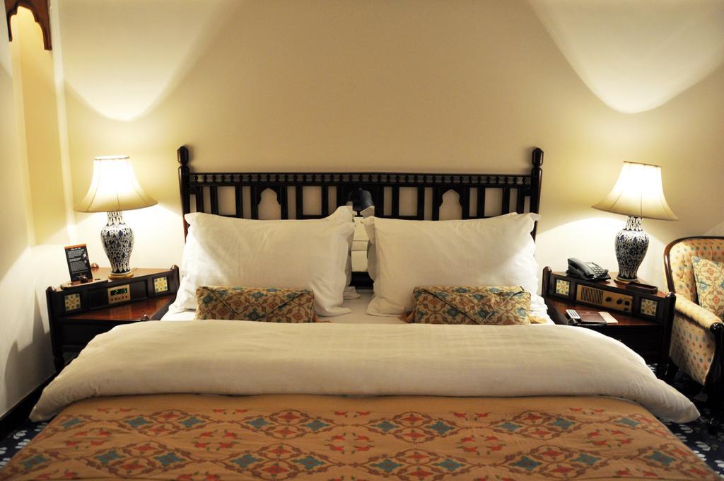 Faisalabad Serena Hotel Bagian luar foto