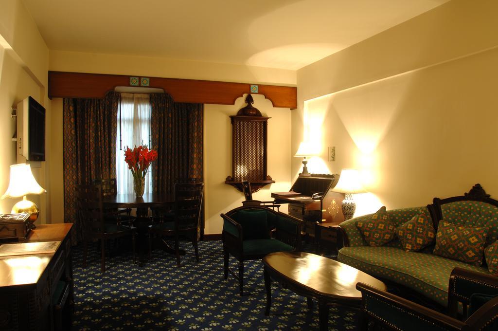 Faisalabad Serena Hotel Bagian luar foto
