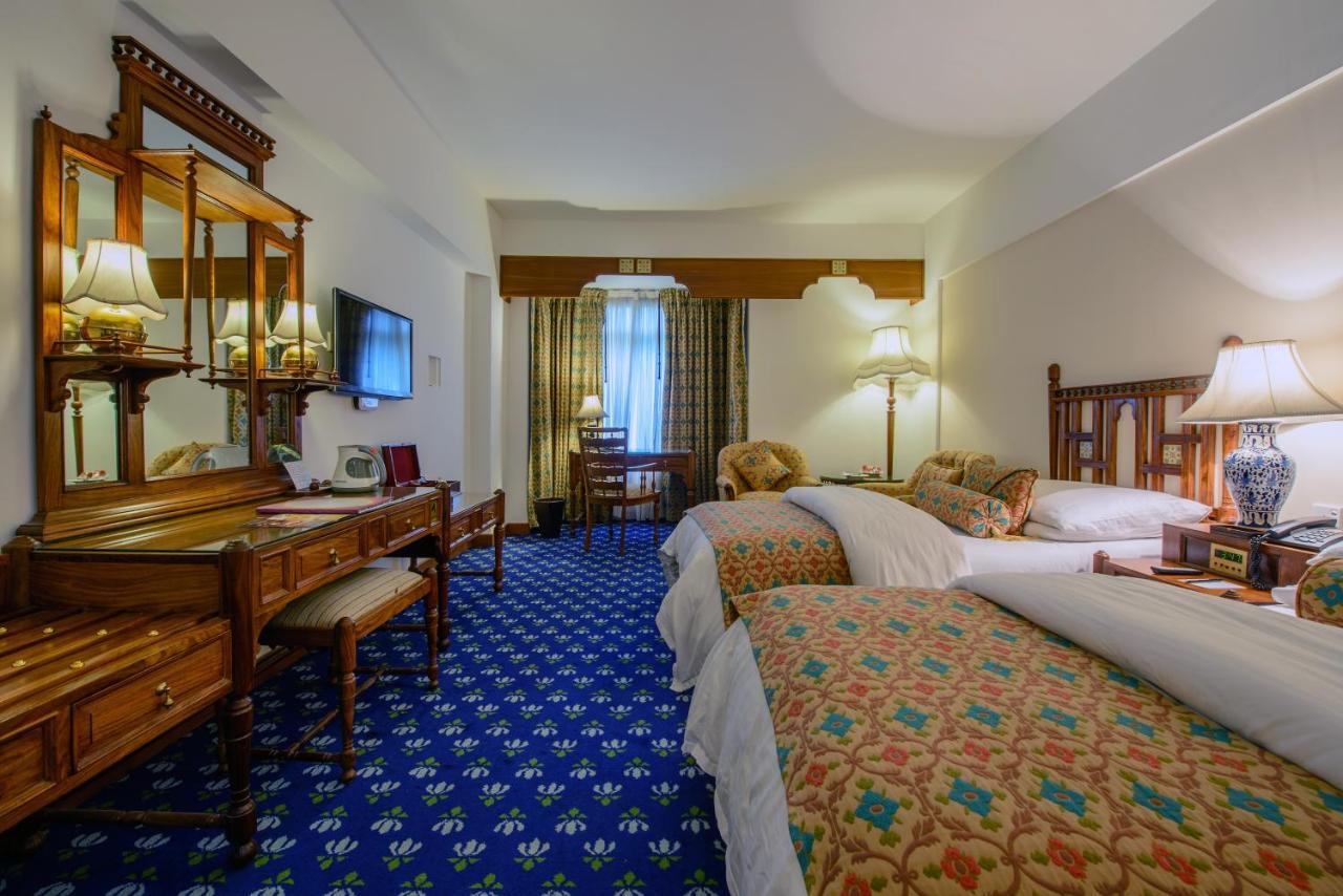 Faisalabad Serena Hotel Bagian luar foto